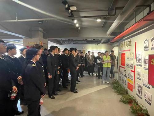 40475227429d036a17db8a23d8689b3